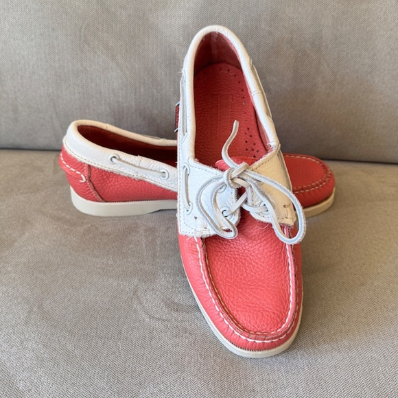 Sebago Shoes - Sebago Pink & White Leather Docksides Boat Shoes